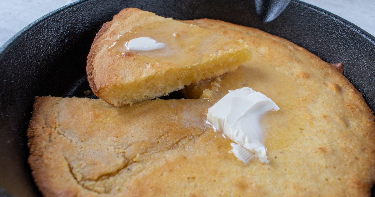 how to Keep Cornbread from Sticking to the Baking Pan Pan Guides